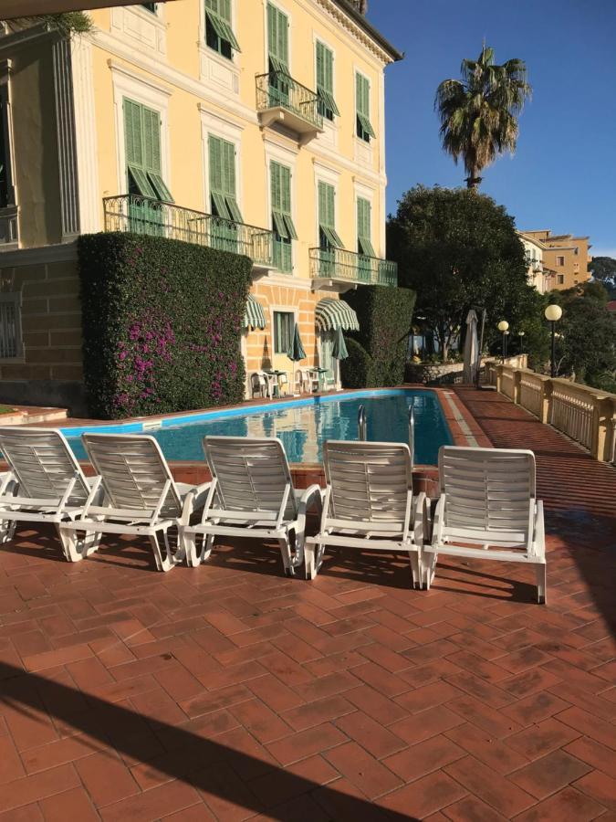 Hotel Miramare Imperia Exterior foto