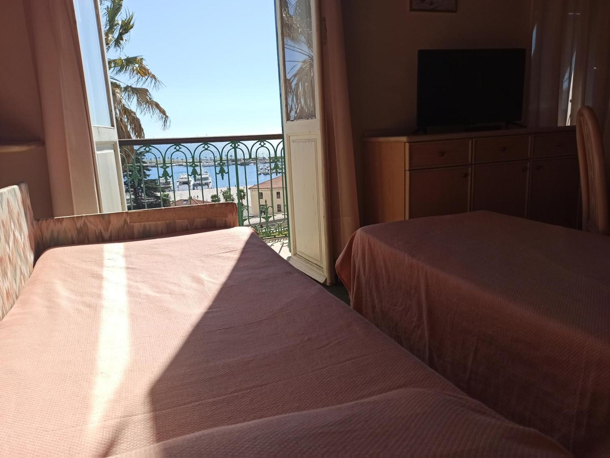 Hotel Miramare Imperia Quarto foto