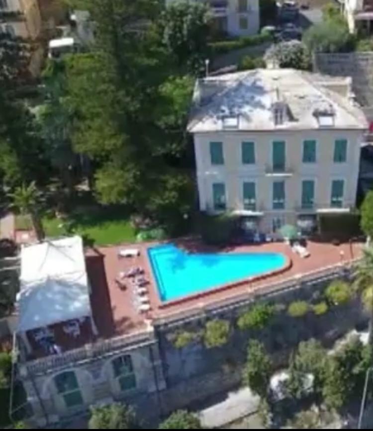 Hotel Miramare Imperia Exterior foto